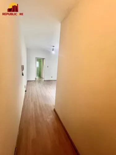 Apartamento de 1 Dormitório com Vista no Centro Histórico.