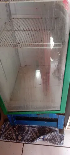 Freezer Expositor slim peq.