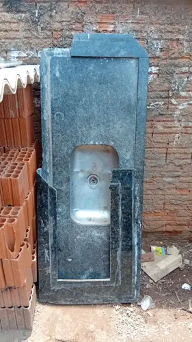 Ppiabde lavar louça em granito com Cuba só tem que fazer o acabamento lateral. 