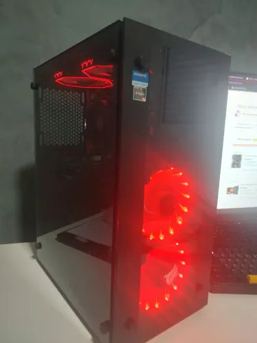 Gabinete Gamer Pichau com 4 ventoinhas 