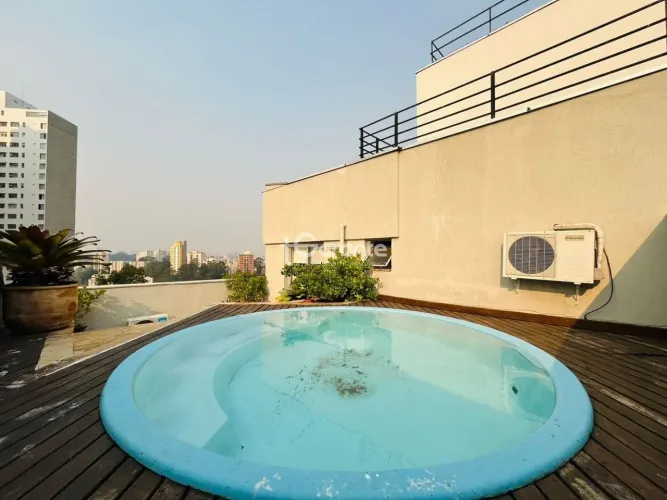 Cobertura para venda na Vila Andrade com 232m², 3 suítes e e 3 vagas