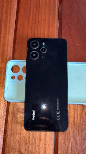 Vendo celular red 12