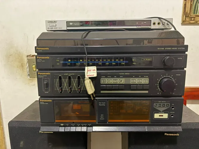 Vendo som Panasonic funcionando perfeitamente.