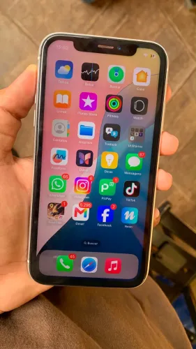 iPhone XR 128GB