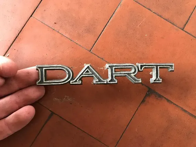 Peças do dodge charger dart V8 - Mopar -hot - clássico - motor 318  ZWHZ  ainda tenho algu
