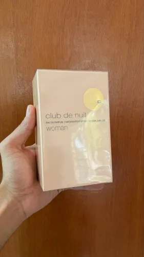 Perfume árabe club de Nuit woman armaf