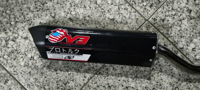 Vende -se Escape Pro Tork v3 p/ XRE300/TORNADO250