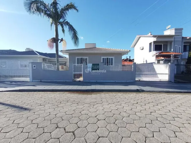 Casa com 4 Quartos para Locação, Centro - Palhoça
