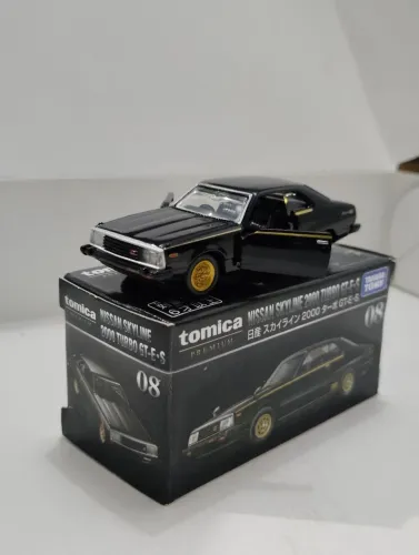 Miniatura Skyline 2000 Tomica