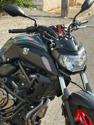 Yamaha MT-07 2023 - Impecável | Baixa KM | Acessórios Premium