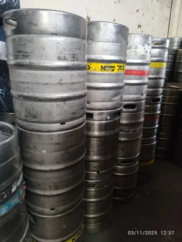 Barril de chopp lisos 50L (casco)