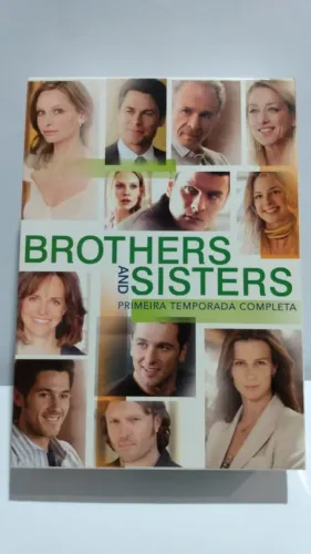 DVD box do seriado série de tv brothers and sisters Primeira temporada completa