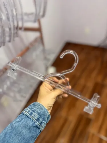 Cabides com presilhas transparentes 20 unidades 