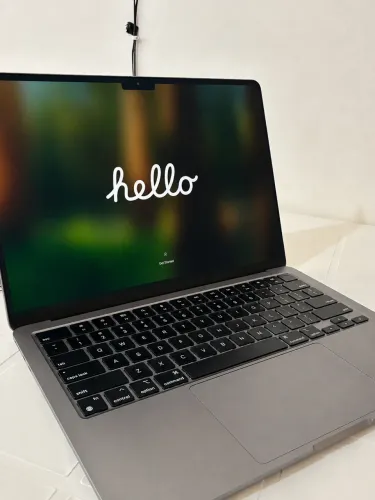 MacBook M2 Air 256/8gb
