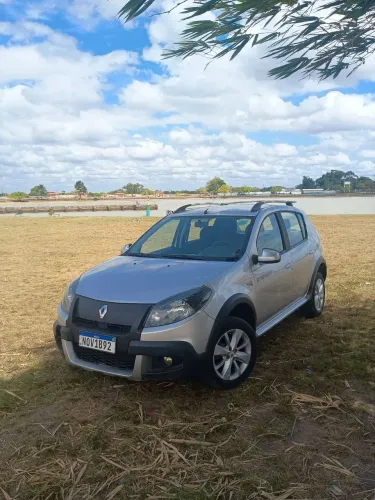 Renault Sandero Stepway Hi-power 1.6 8V 5P 2014