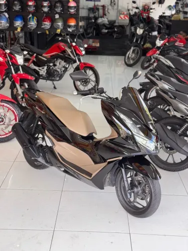 Honda PCX 160 DLX 2026