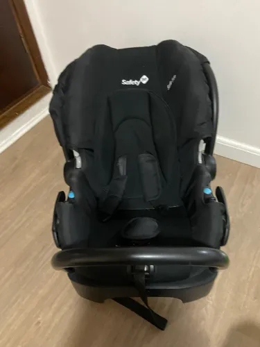 Bebê conforto Safety 1