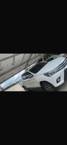 Toyota Hilux CD SRX 4X4 2.8 TDI 16V Diesel Aut. 2017