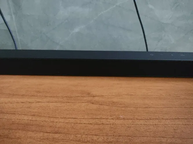 SoundBar s700D