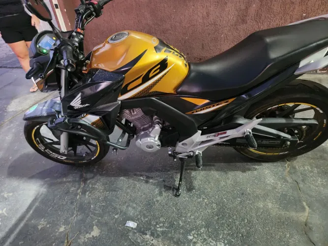 Moto toda revisada dok tudo ok peneus novas