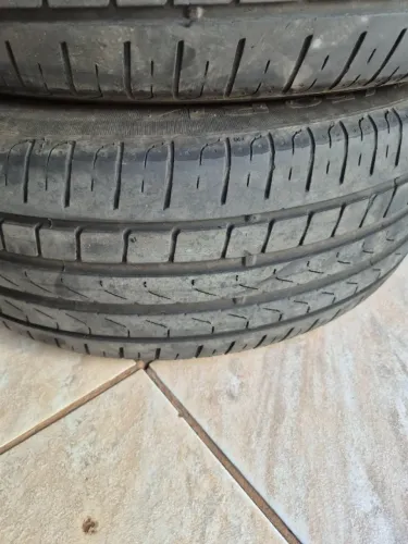 Pneus usados 215/50/17r