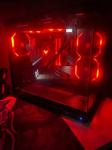 PC GAMER MUITO NOVO