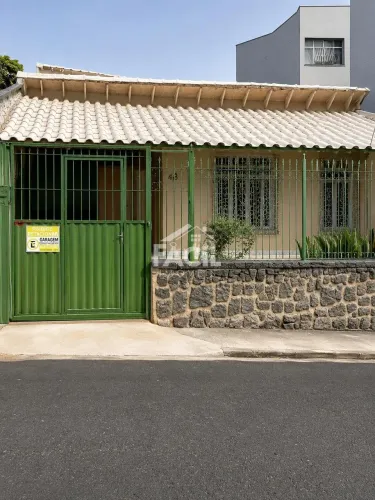 Casa à venda no Centro de Vitória | 4 quartos, 280m²