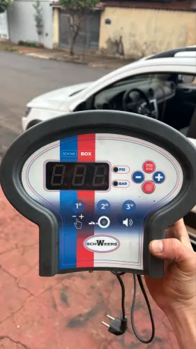 Calibrador de pneus 