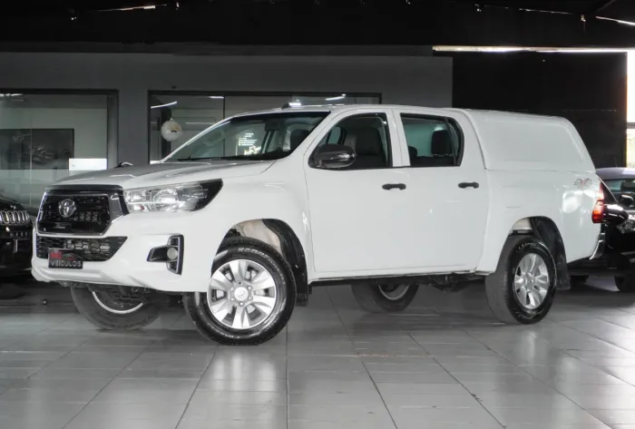 Toyota Hilux CD 4X4 2.8 Diesel Mec. 2020