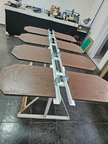 Mesa para estampar camisetas 8 berços