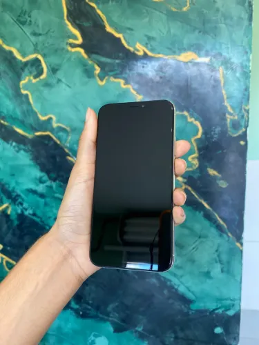 iPhone XS