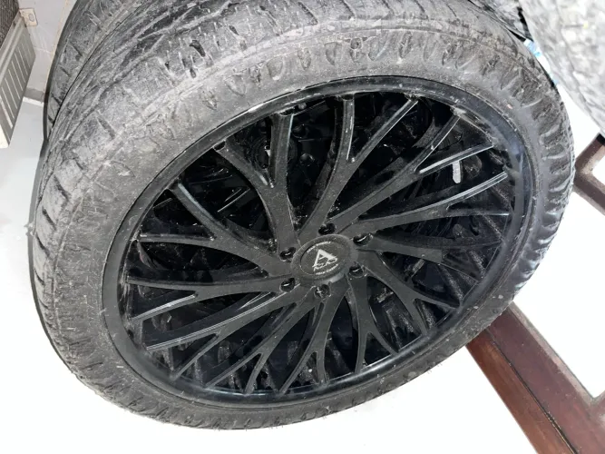 Rodas aro 24 6 furos