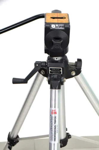 Tripé Profissional Manfrotto: Tripé 074 + Cabeça de Vídeo Hidráulica 128