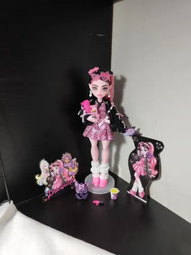 Boneca Monster High Draculaura Core 2 Completa