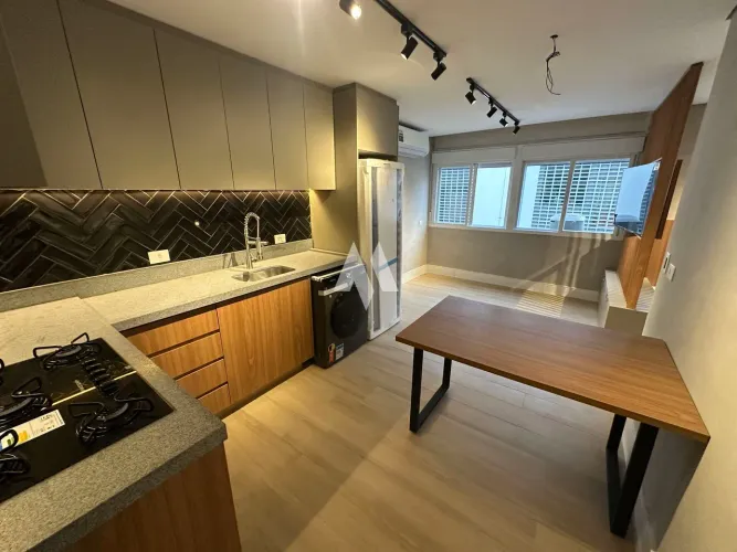 Apartamento à venda no Boqueirão - Quadra da praia!