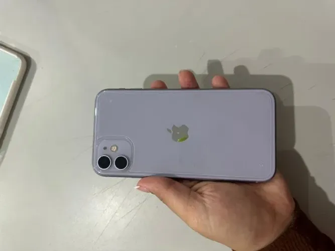 vendo iPhone 11 128gb lilás