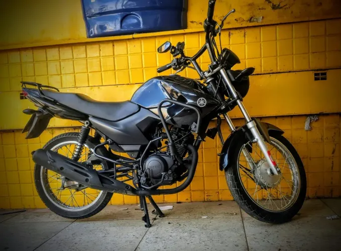 Moto Factor YBR 125 Preta filé revisada 