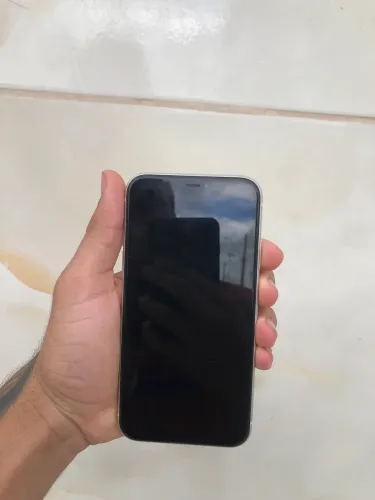 iPhone 11 64GB