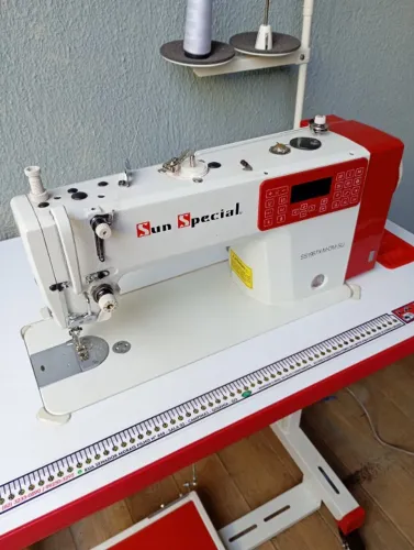 maquina reta eletrônica