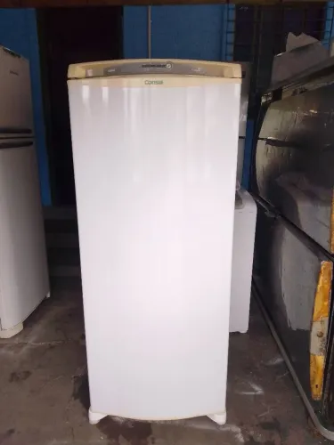 Vendo geladeira Consul Frost Free CRB36 com 3 meses de garantia