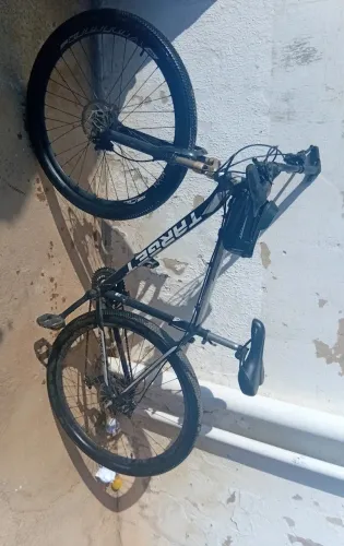 Bicicleta quadro target aro 29, freio a óleo