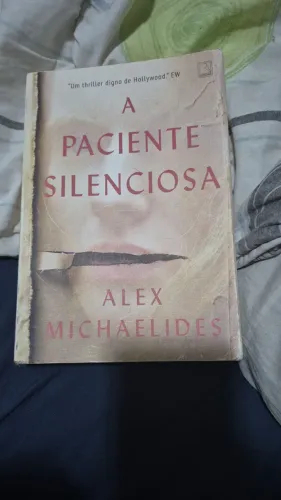 Um livro de suspense e tragédia grega