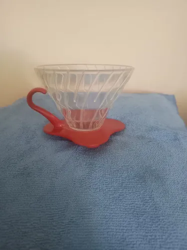 Coador de café Hario V60 de vidro, vermelho