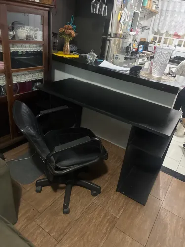 Mesa e cadeira pc