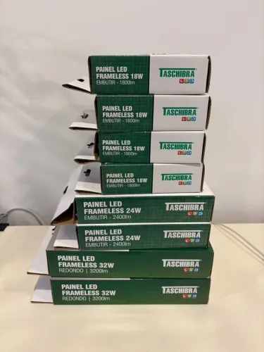 Luminárias NOVAS de teto taschibra