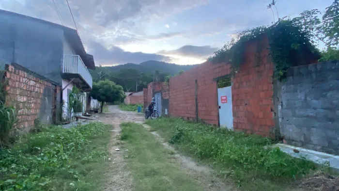 TERRENO EM MUCUNÃ , MARACANAÚ , CE.
