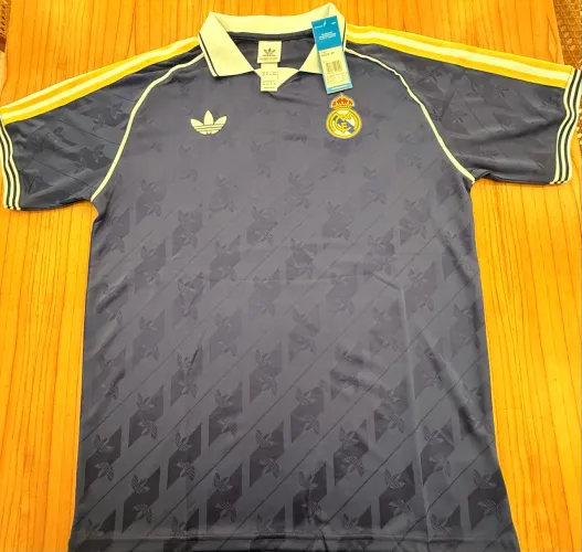 Camisa adidas originals Real Madrid