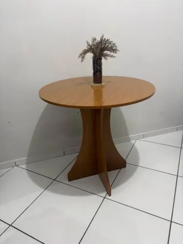 Mesa de jantar 80cm