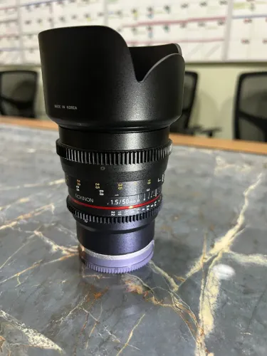 Lente Rokinon Cinema Line 1.5 50mm e-mount