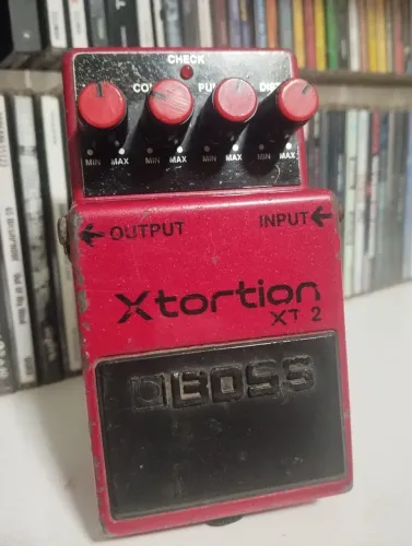 Pedal Boss X-Tortion XT-2 (colecionador)